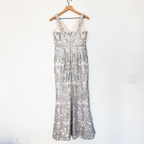 Eliza J Embroidered Sequin Dress Size 8 - Picture 5 of 10